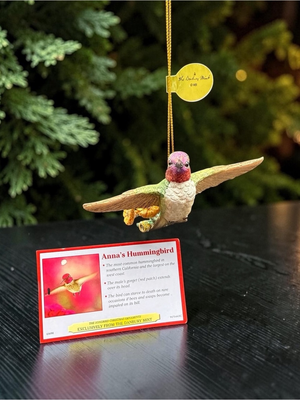 Danbury Mint ANNA’S HUMMINGBIRD Songbird Christmas Collection Ornament Bird